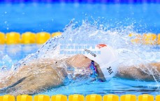 开云|詹姆斯佩戴特别臂章纪念生涯第23季 赛后珍品制成球星卡引热潮