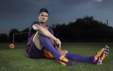 开云_西甲焦点对决，比利亚雷亚尔与巴塞罗那的较量，赛前状态分析与比分展望